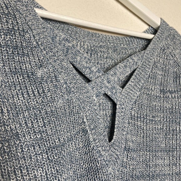 Pink Lily Criss Cross Back Blue Sweater S - Picture 8 of 12